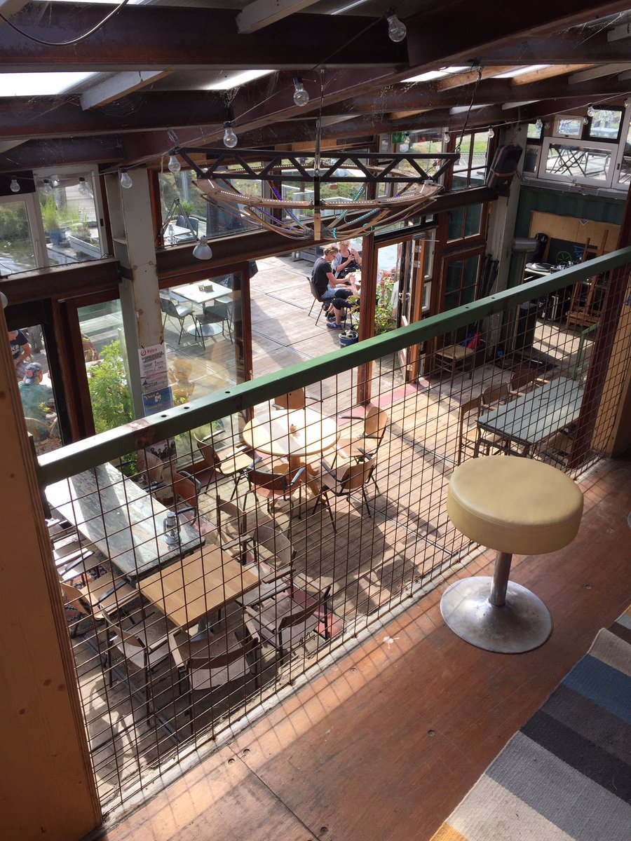 Hoorn sur mer. Het goede leven bij @volthoorn, het zusje van <a href="/loftderzotheid/">loftderzotheid</a> en <a href="/dezwarteolifant/">De Zwarte Olifant</a> aan <a href="/HavenHoorn/">Haven van Hoorn</a>.