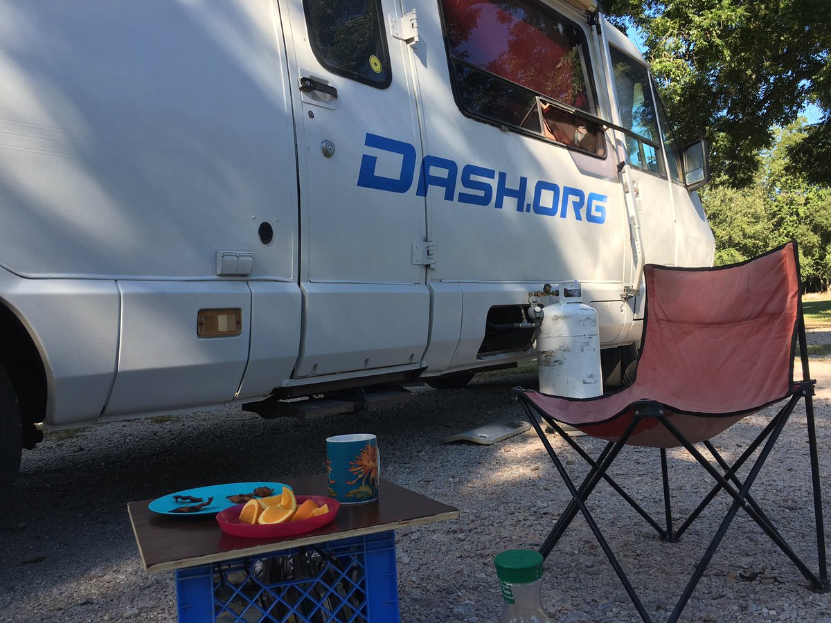 EarthPermit's tweet photo. #Breakfast at the #dashmobile Come get some #coffee @DASHdetailed @TaoOfSatoshi @SonoraJack @Sailing_LaVaga https://t.co/fCgABmikTo