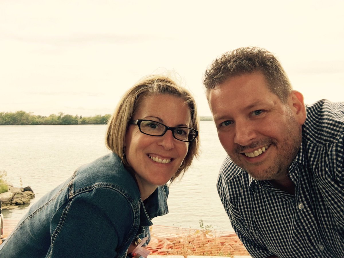 rnrgrl9's tweet photo. @WeHarvestFest #amherstburg https://t.co/hrkmeXdljM