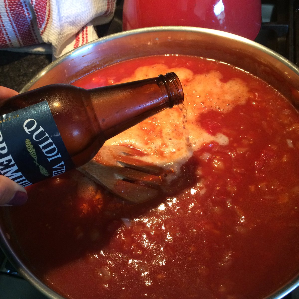 teramc's tweet image. Making Brewmaster BBQ baked beans with local ingredients 😉 @QuidiVidiBeer #slowfoodmovement
