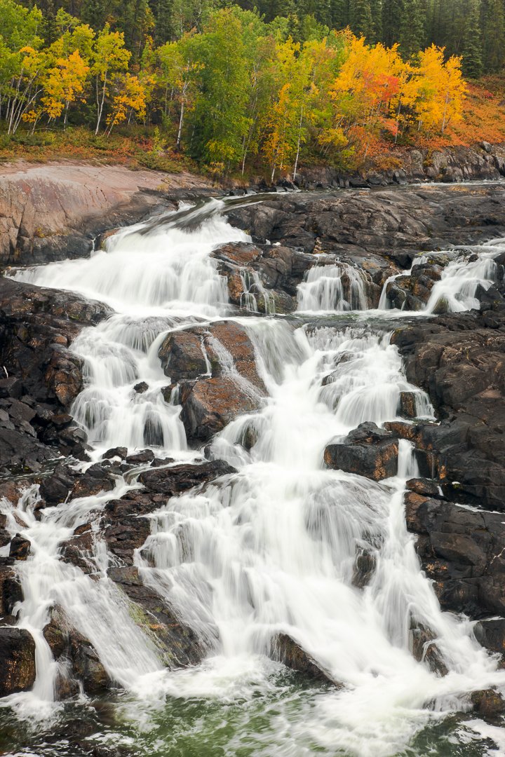 AdamHillPhoto's tweet photo. #CameronFalls near #Yellowknife is worth the hike in the autumn! #spectacularNWT #warerfalls https://t.co/ioSU2Y3wpA