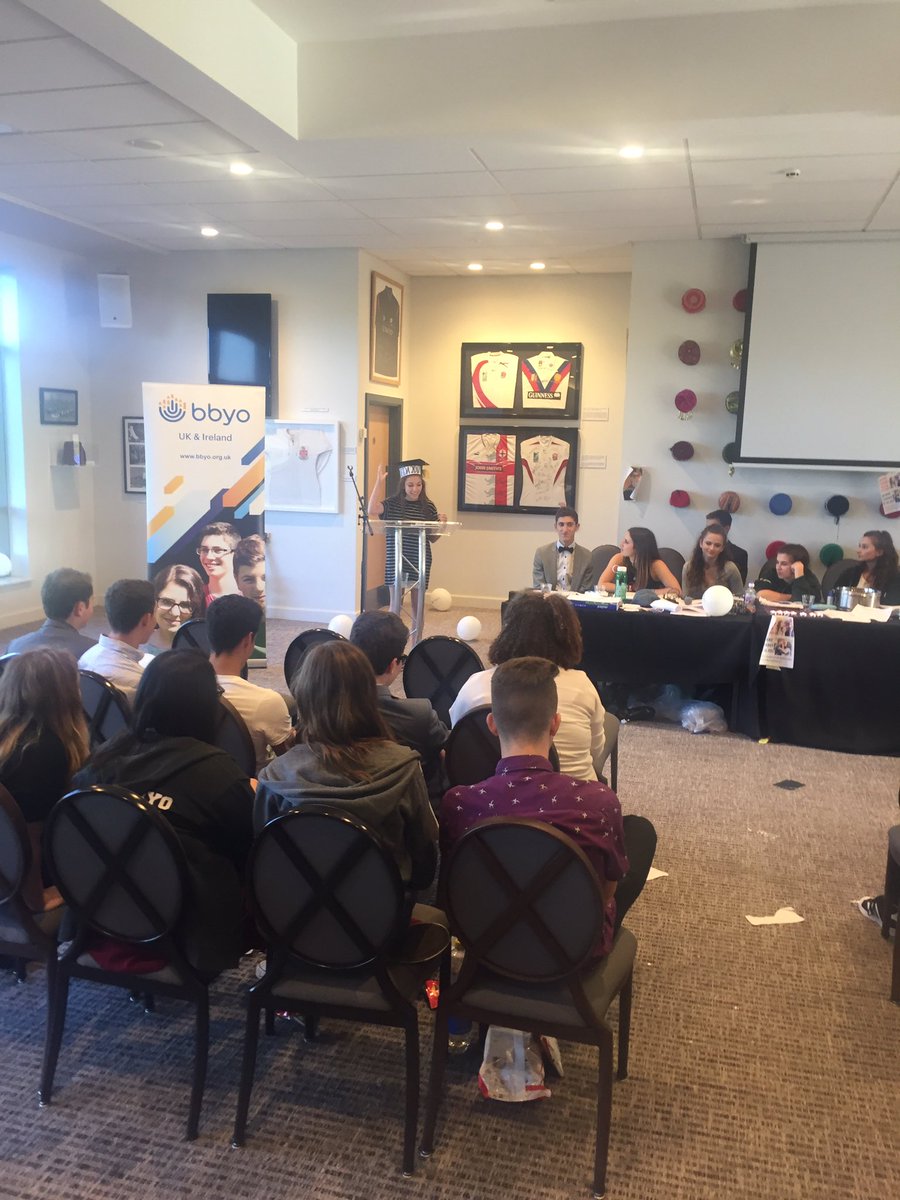 BBYOUK's tweet photo. Gaby Bernstein is giving her speech. This year's VP Sam is asking a question about sixth form retention #Veida2016 https://t.co/Qz1TN4Au2G