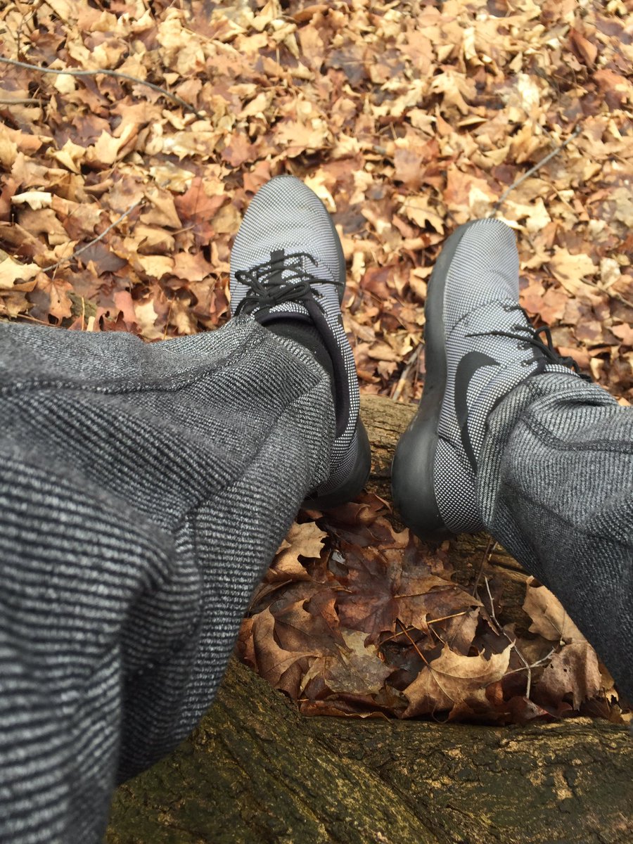 AshAce88's tweet photo. Like for Nike roshe #rosherun  #nature https://t.co/qsIia4GJXE