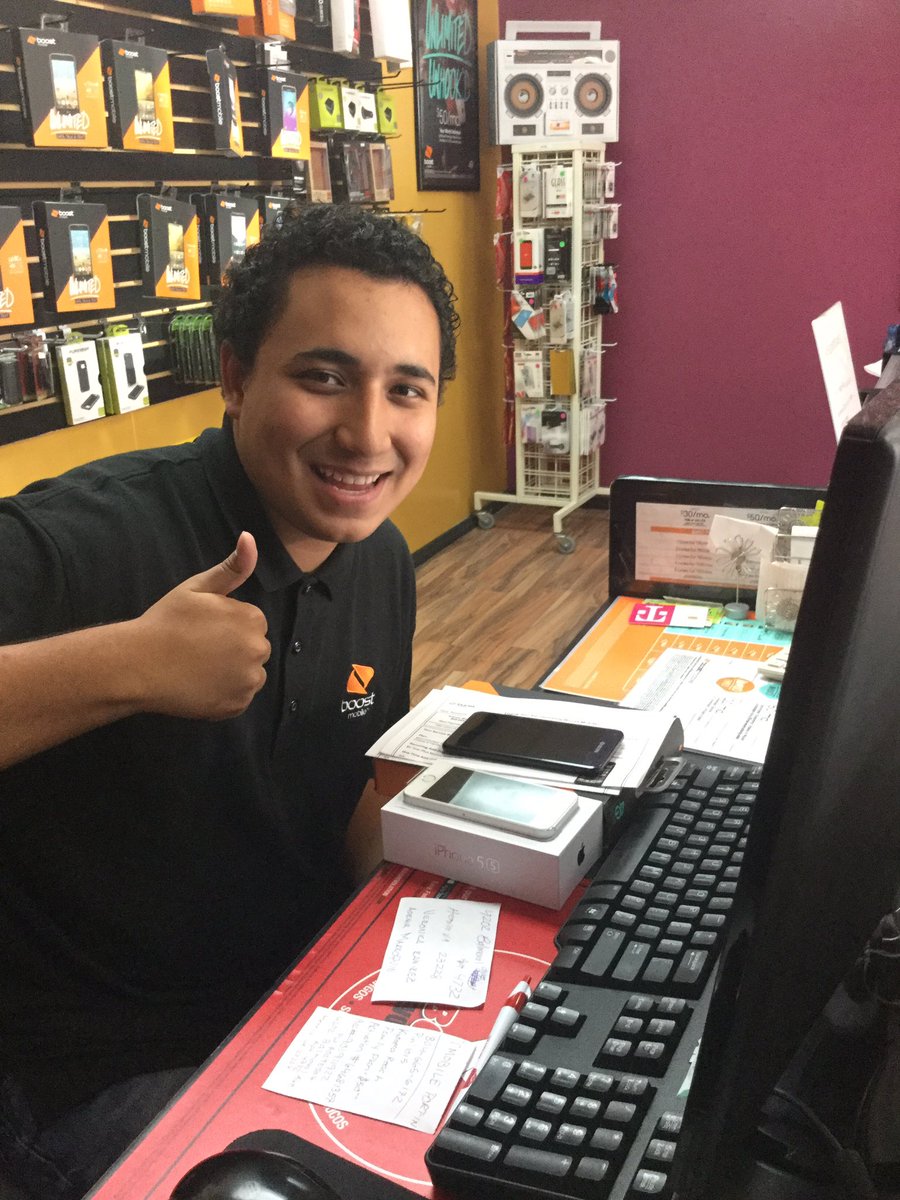 DCSouth_Pauline's tweet photo. Family plan 2 lines port in from T-maybe with ins @F_Bender @TjonesSprint https://t.co/e1C7z4qng3