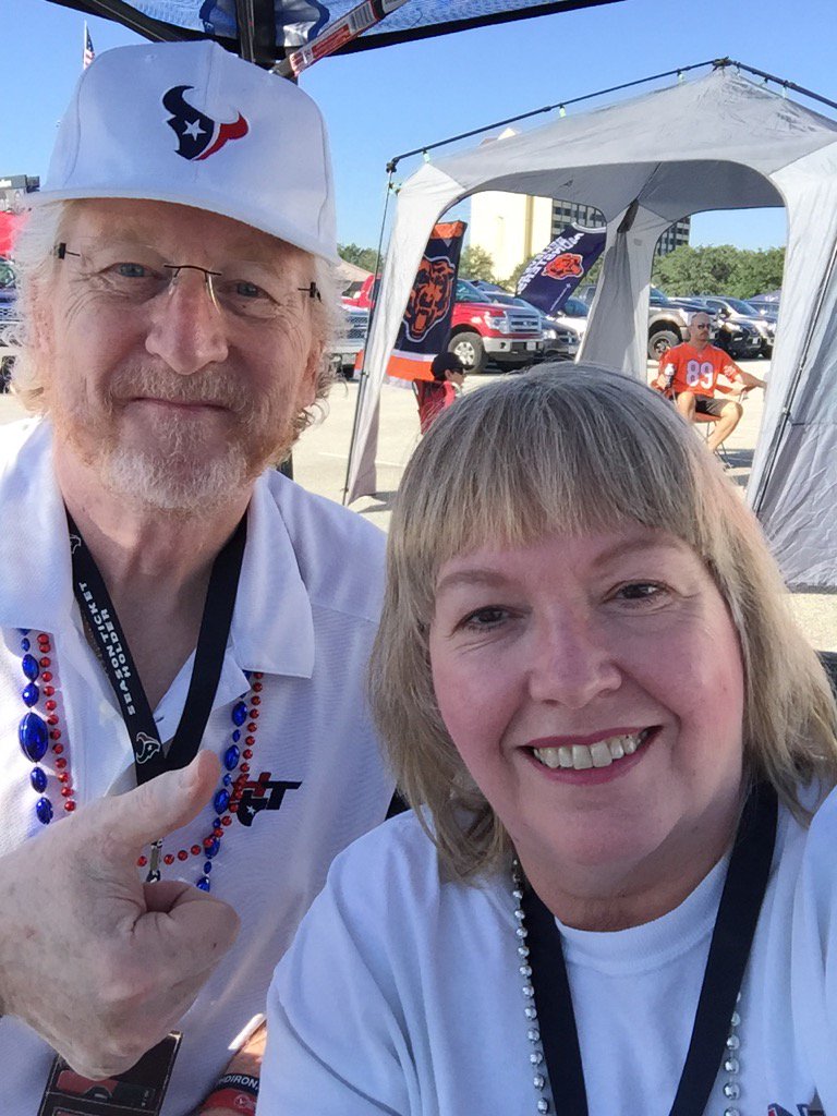 HRosebud's tweet photo. Here we go, Texans!  #texansmemories https://t.co/JhAREf1WLO