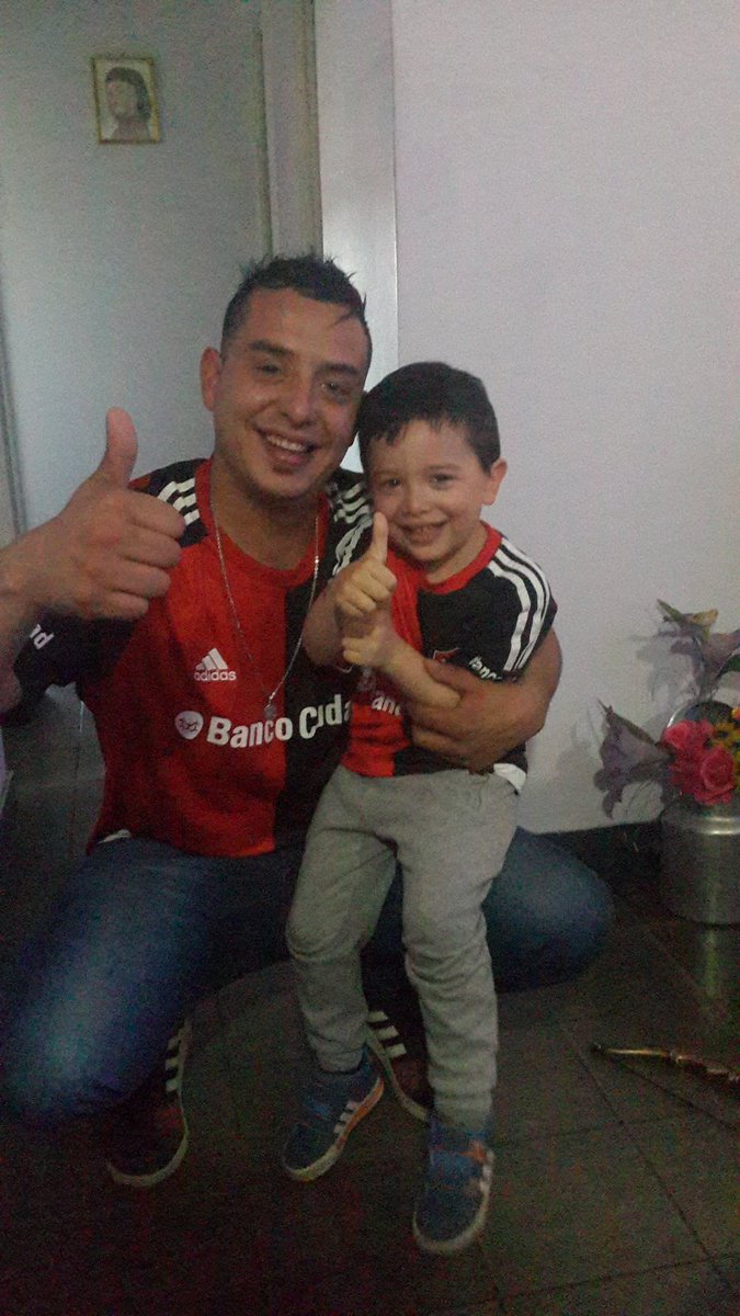 a_norbertod's tweet photo. @futbolsintrampa bauti preparado para ir a la cancha con el papa mauro , aguante la lepra https://t.co/d1OaXXC0d8