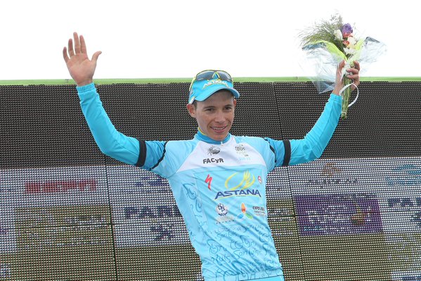 escarabajosfans's tweet photo. Aunque @SupermanlopezN no pudo estar en la foto final, demostró en #LV2016 su valor y gallardía. Pronta recuperación https://t.co/HoxZ4SdcAN