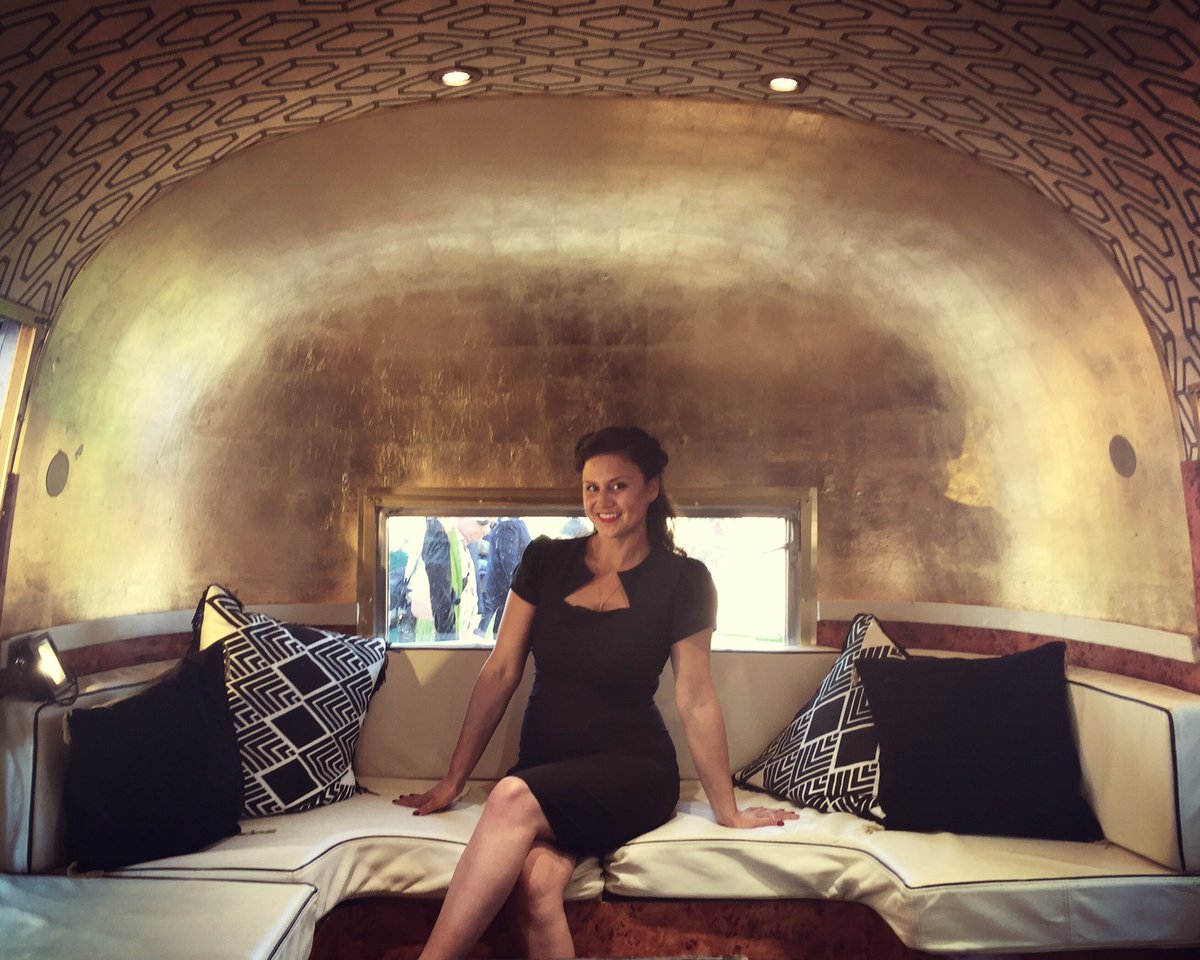 Deco Noir #DecoBar with #FeverTree having a great time <a href="/goodwoodrevival/">Goodwood Revival</a> in Lola