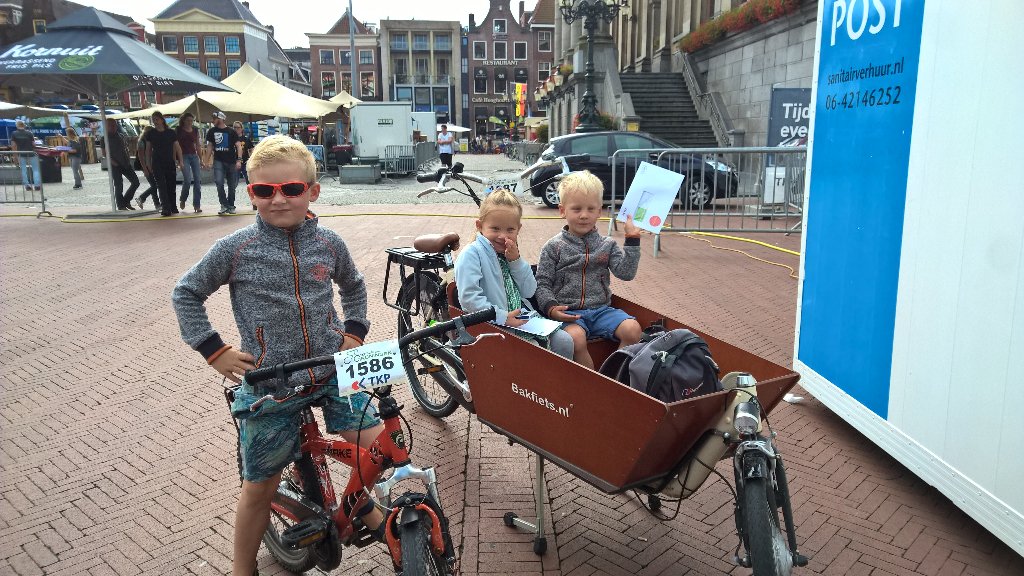 eriklangius's tweet photo. Leuke familietocht 35km gefietst vandaag met de kids @TochtGroningen! De kleine man van 6 heeft zelf gefietst! https://t.co/v8rDtcMvlY