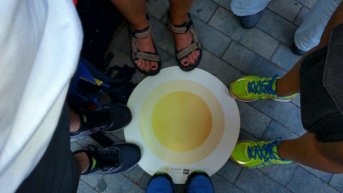EslaSella's tweet photo. #DiadaBarcelona #Tram38 https://t.co/tpJ0dU1aj4