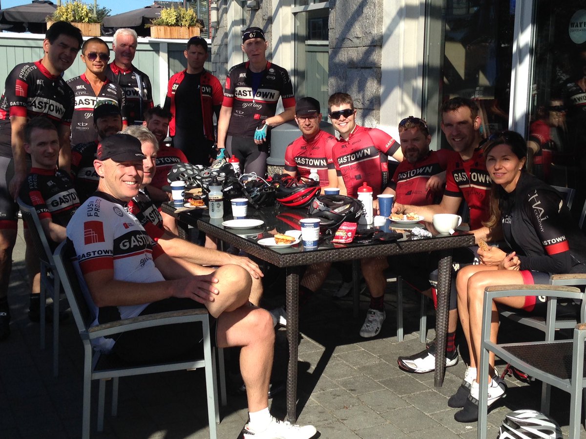 On the banks of muddy Fraser...Un-Fondo Crew!!!