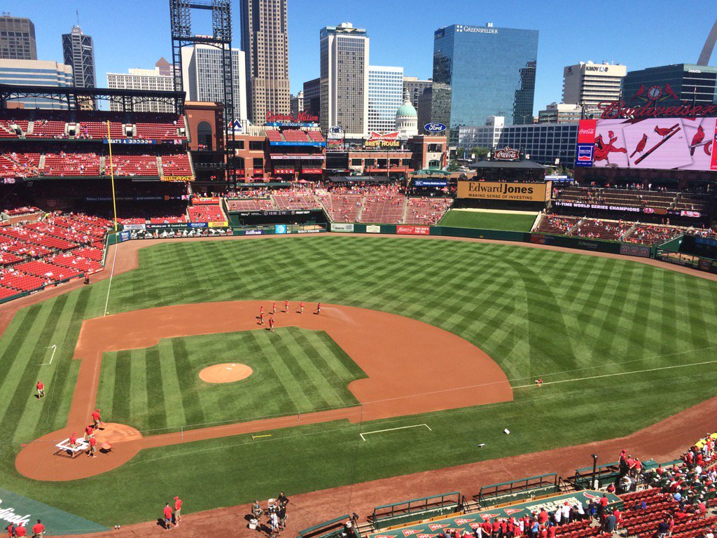 claybailey9's tweet image. My view of the world today w/ @kbailey311 .  It's a great day for baseball. #onedaytrip #upandback