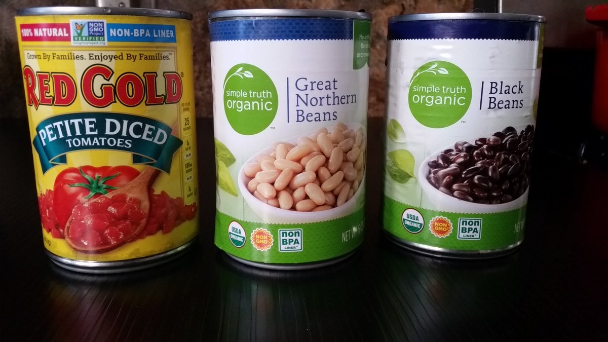stefferamber's tweet photo. Making chili. Yum! Thank you @kroger & @RedGoldTomatoes #nongmo #nonbpa https://t.co/Eun0s3WPdl