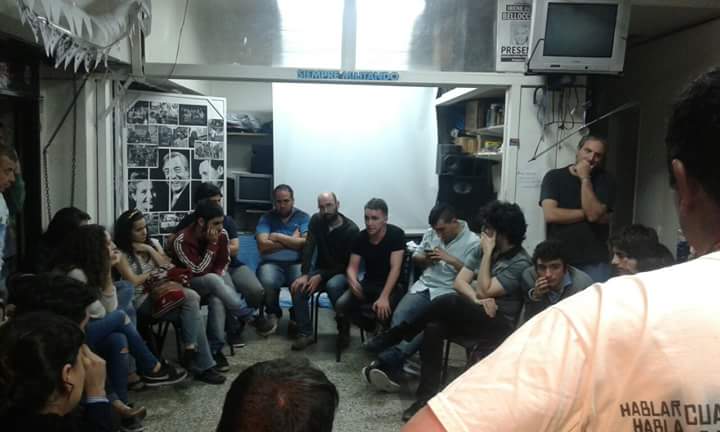 Anoche discutimos política !