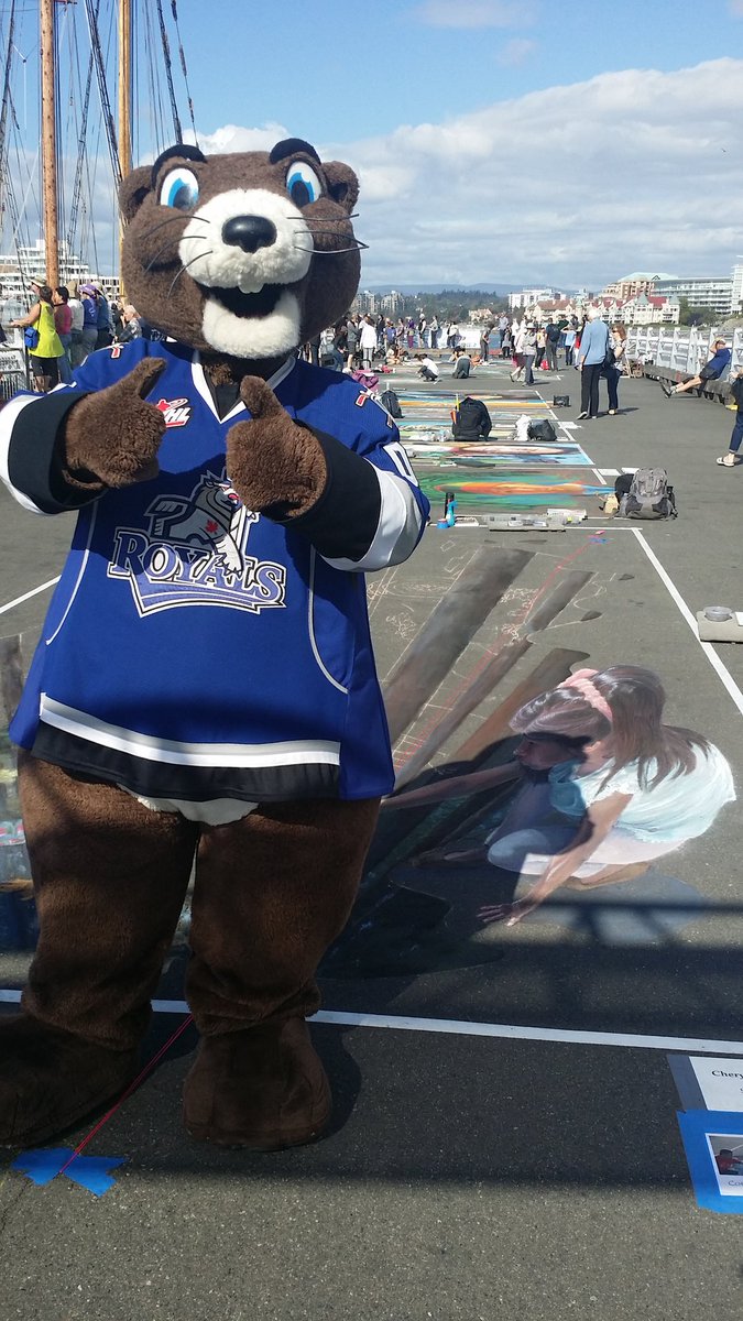 ChalkArtFest's tweet photo. Marty seems impressed with Ship Point chalk art! #yyj https://t.co/eEZzZCVWNj