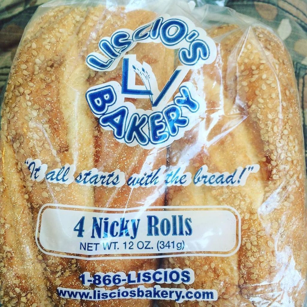mcbreartysean's tweet photo. It all starts with the bread! https://t.co/O0ICexkzWC