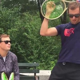thisisvdrop's tweet photo. @Bryanbrothers just nailed their #AirGuitar challenge from @SJohnson_89 on #VDROP 👌🏻👌🏻 https://t.co/5Cgi7eaSJx https://t.co/jtUdRaRTWW