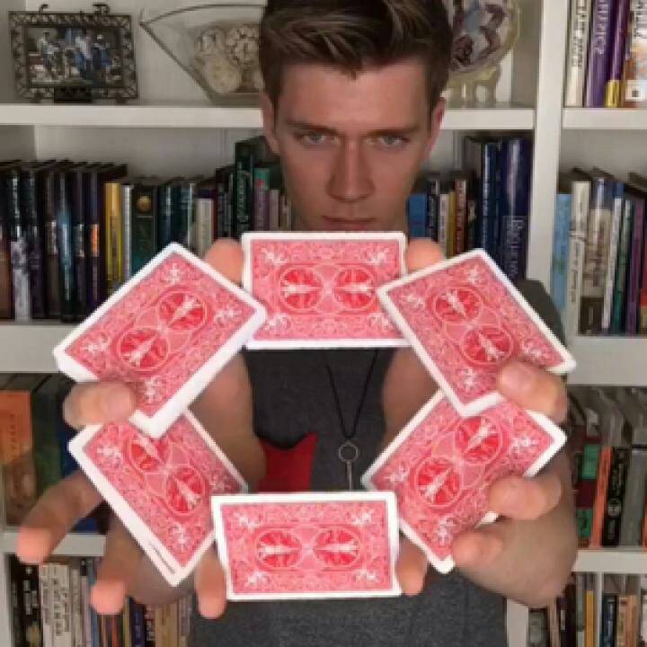 ✨✔#Ain't nothing like a weekend with no #obligations. Let's chat live 
liveme.com/media/play/?vi…