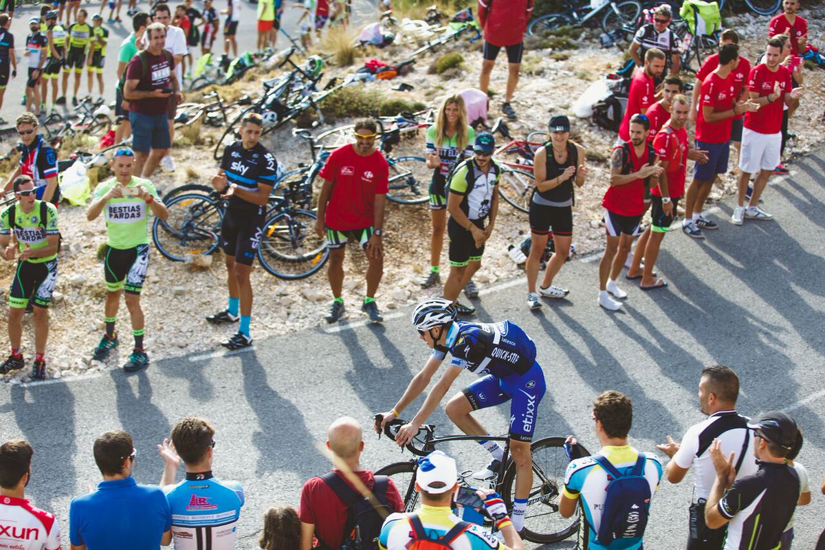 soudalquickstep's tweet image. Follow us and RT this picture for a chance to win our last @PCyclingManager 2016 game key! Photo: @BrakeThrough