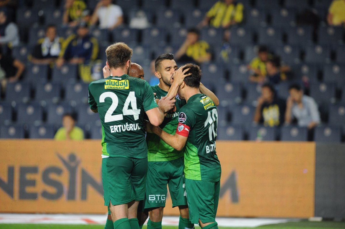 İyi Bayramlar... Fenerbahçe: 0 Bursaspor: 1 (Maç Sonucu)
bursaspordabugun.com/iyi-bayramlar-… #Bursaspor
