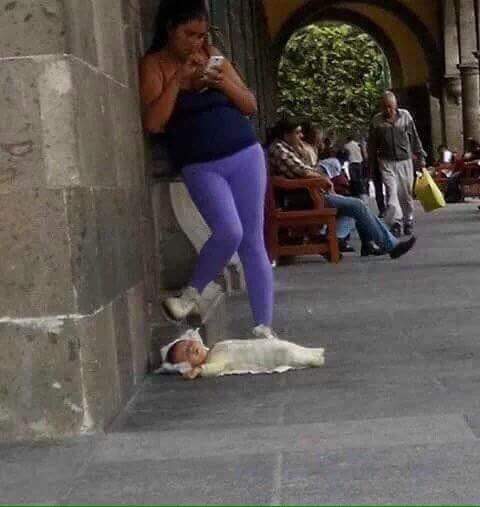 LaTalPau1's tweet photo. #marchamosporlafamilia #soyheterosexual pero me enoja la doble moral 😡 https://t.co/R3HK7lnJsC