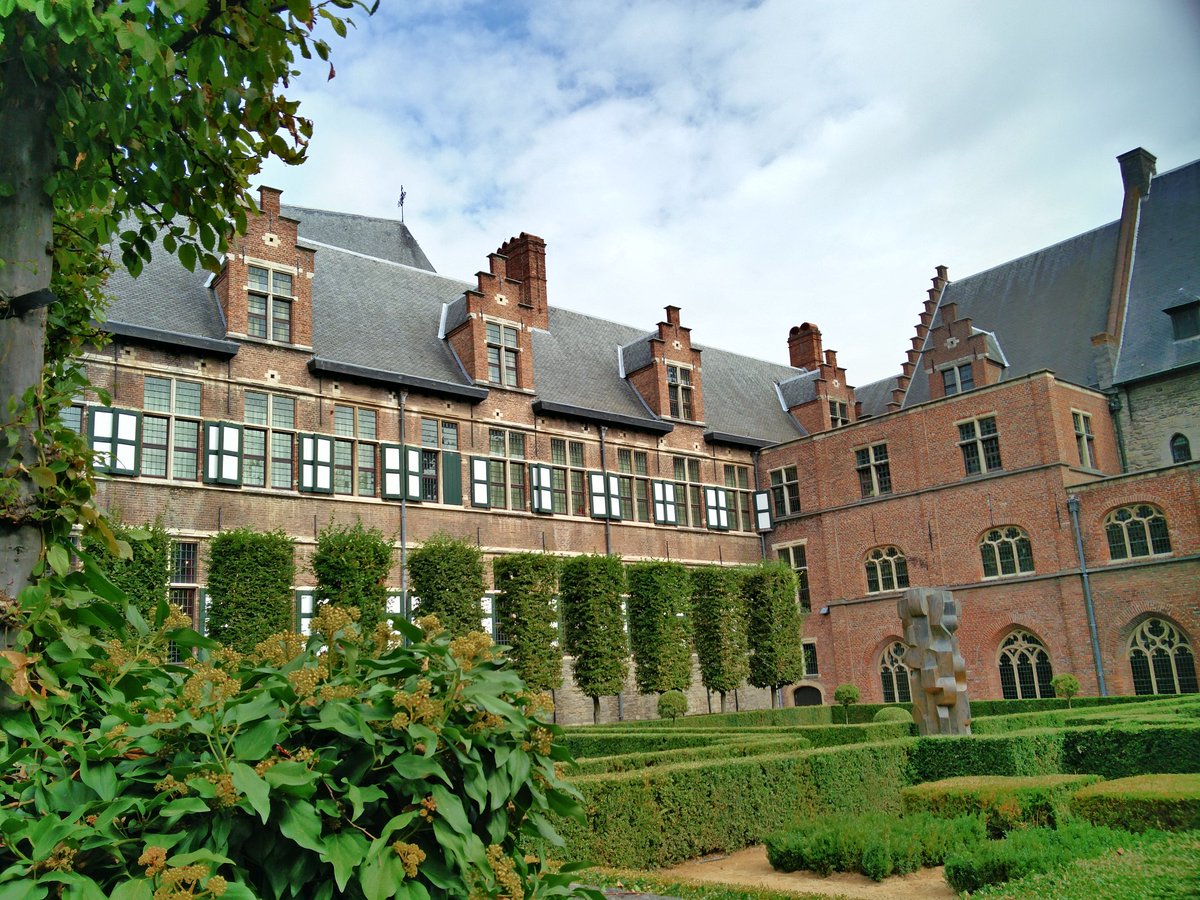 thbaketal's tweet photo. Het Pand a former Dominican monastery, now part of Ghent University hosting the #Com2016 meeting in great style https://t.co/K9P1Ex11Gr
