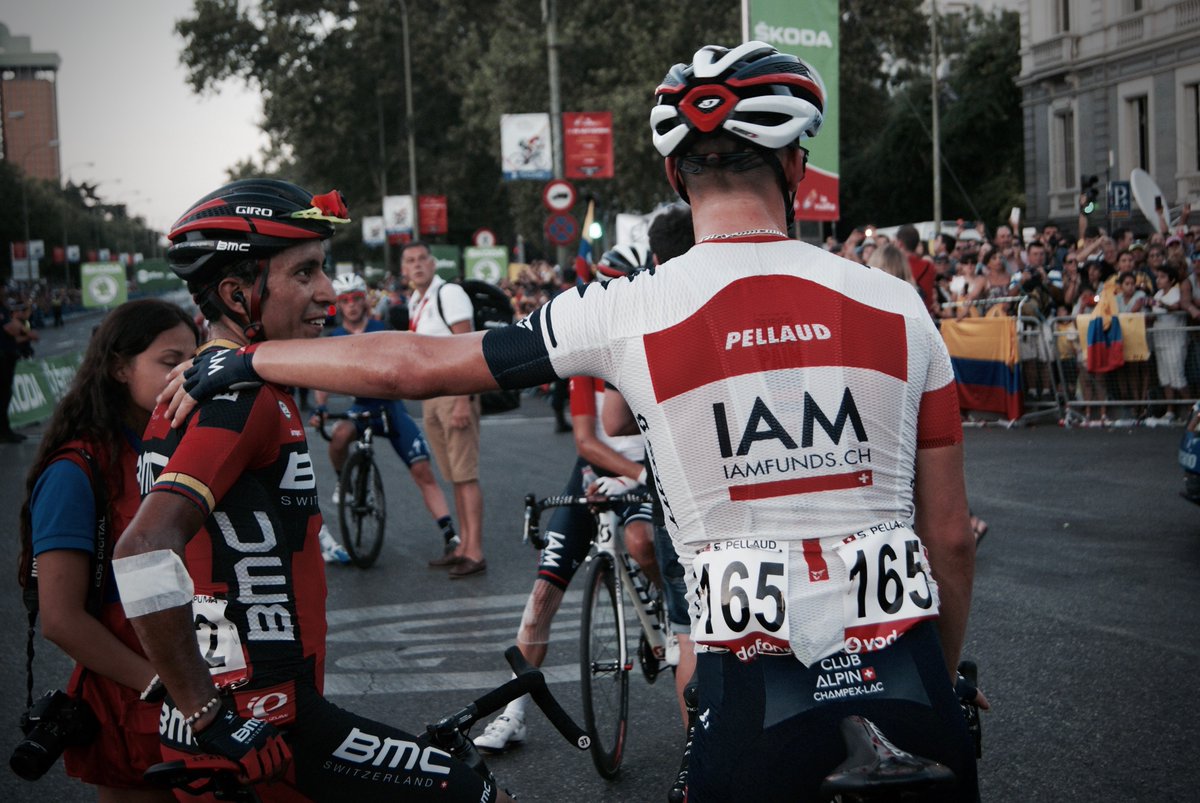 IAM_Cycling's tweet photo. #TeamIAM They did it 👊😘 #LV2016 https://t.co/6yTwD7dNpK