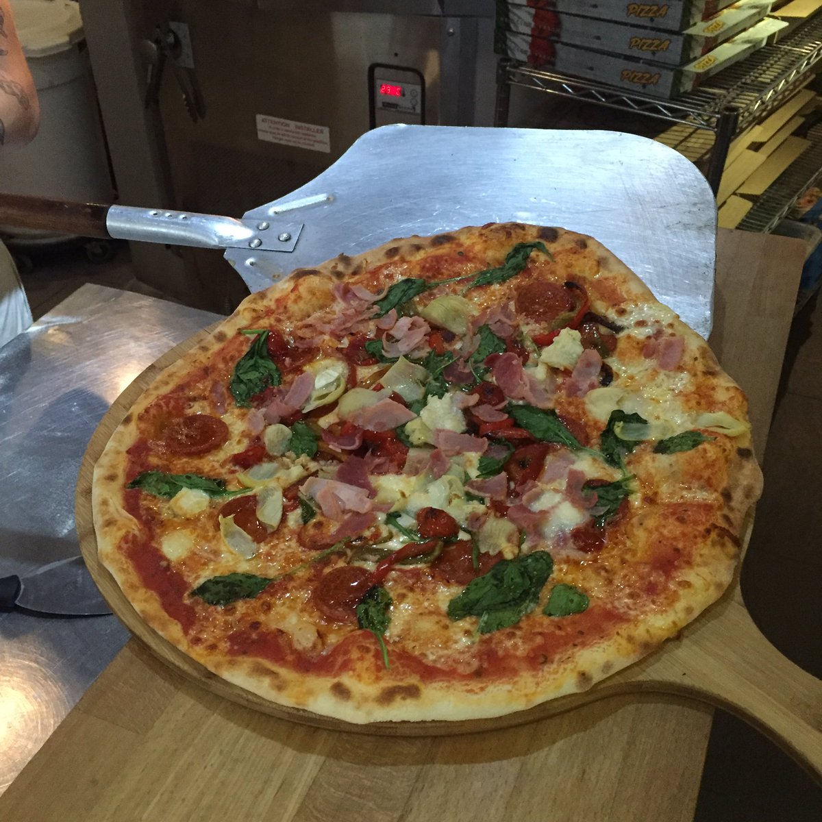 Pizza tonight? 🇮🇹🍕👍