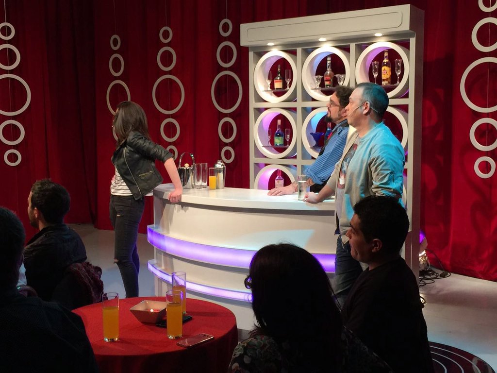 Hoy en <a href="/HoraDeReirC9/">Hora de Reír</a> @BisignanoOK <a href="/A_Angelini/">Alejandro Angelini</a> <a href="/mundoalacran/">MUNDOALACRAN</a> <a href="/MoranOdon/">Odon Moran Lopez</a> <a href="/Irupe_/">Irupé 🌟🌟🌟</a> . A las 23! Acordate!! Dale RT