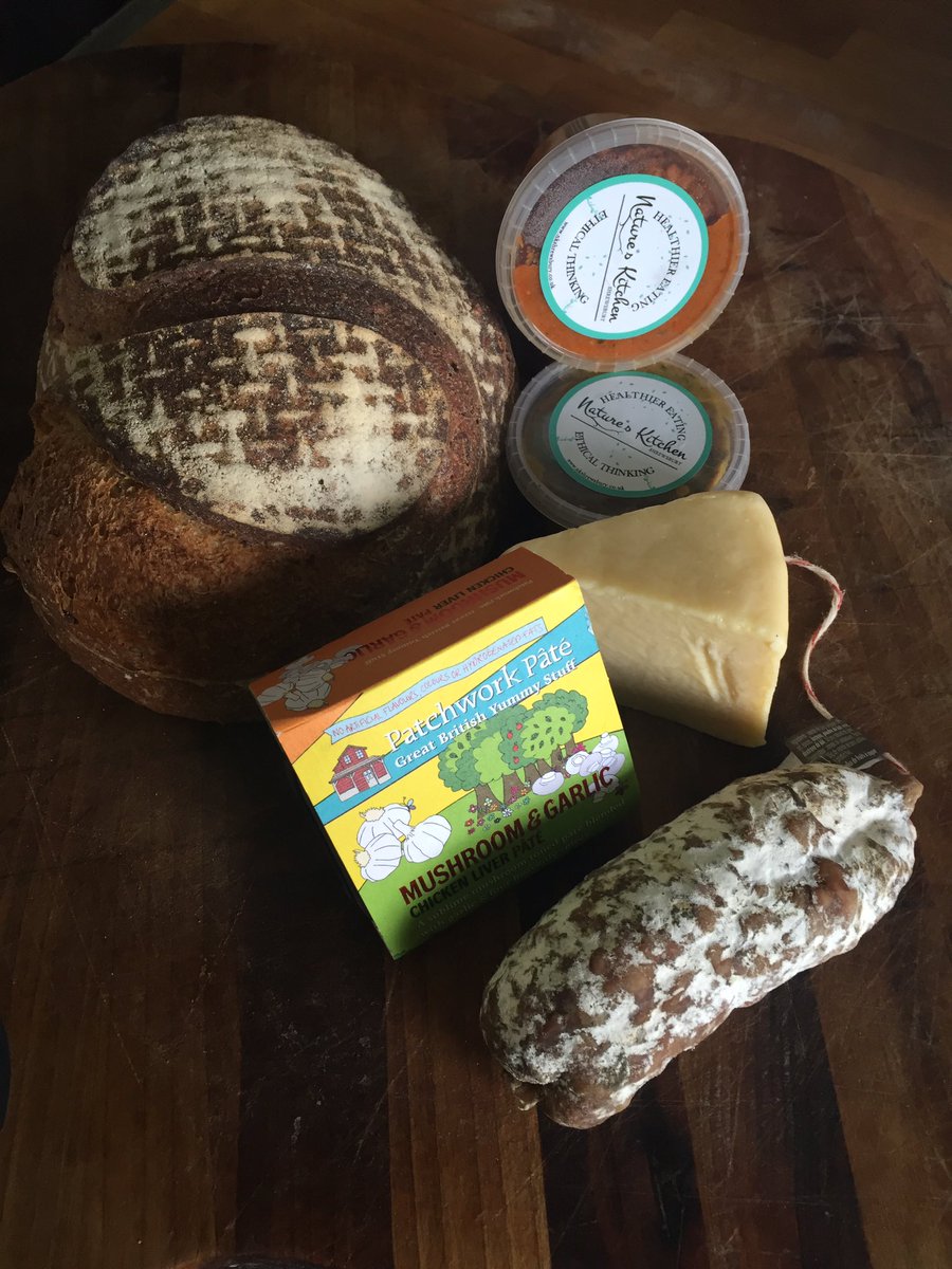 A fantastic day exploring <a href="/Ludlowfoodfest/">Ludlow Food Festival</a> <a href="/LudlowCastle1/">Ludlow Castle</a> - lots of fantastic produce! facebook.com/lazybakehouse/…