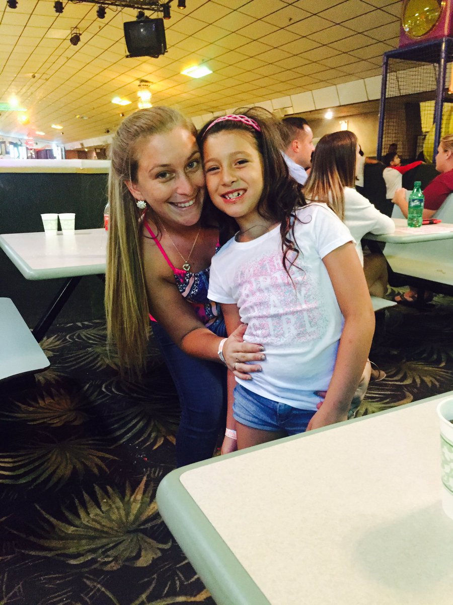 Gabby Contrelli (@gcontrellixo) on Twitter photo 