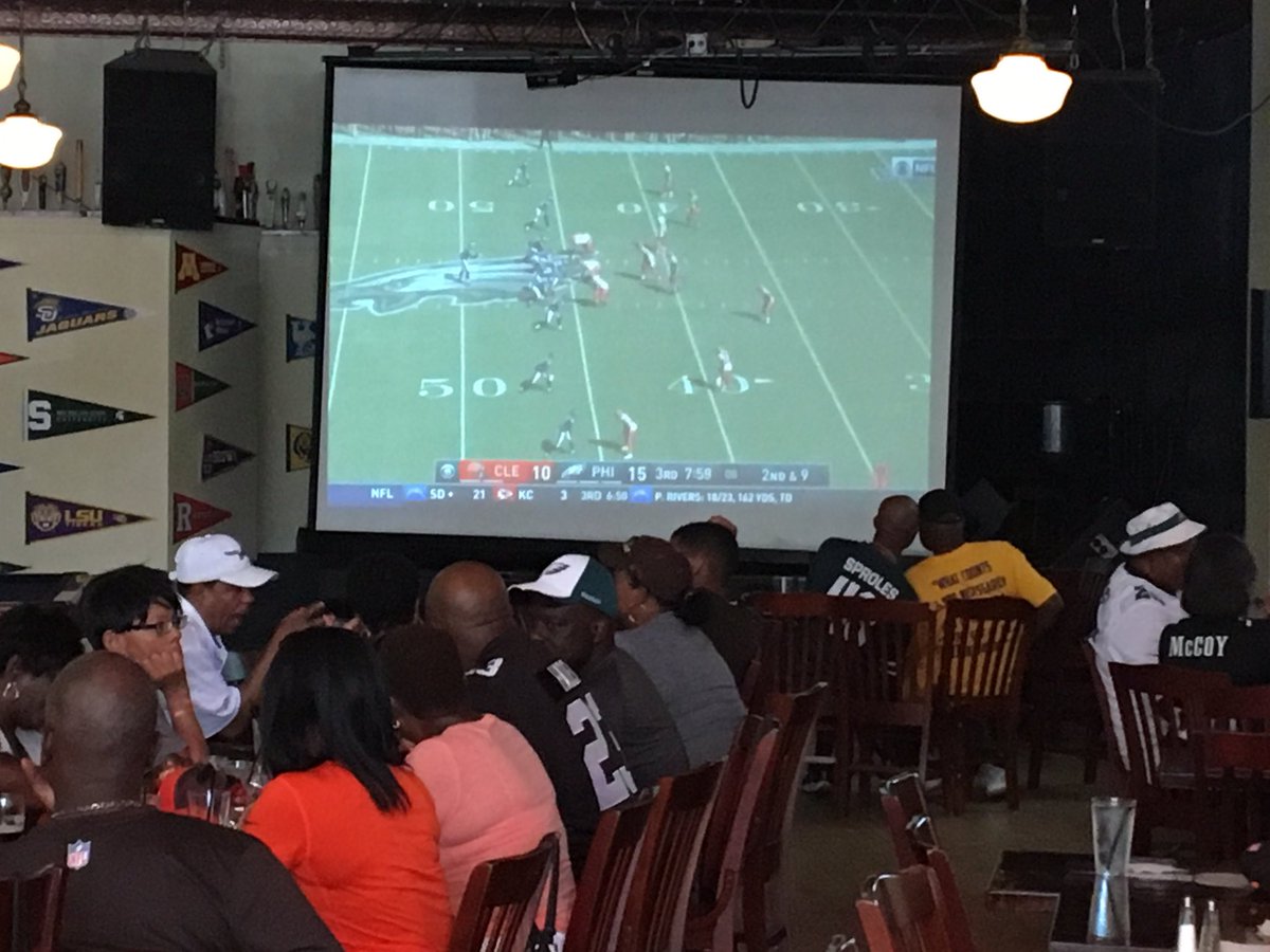 almamaterphila's tweet photo. #onstage @philadelphiaeagles and the @NFL @almamaterphilly https://t.co/UizlHl1A0H