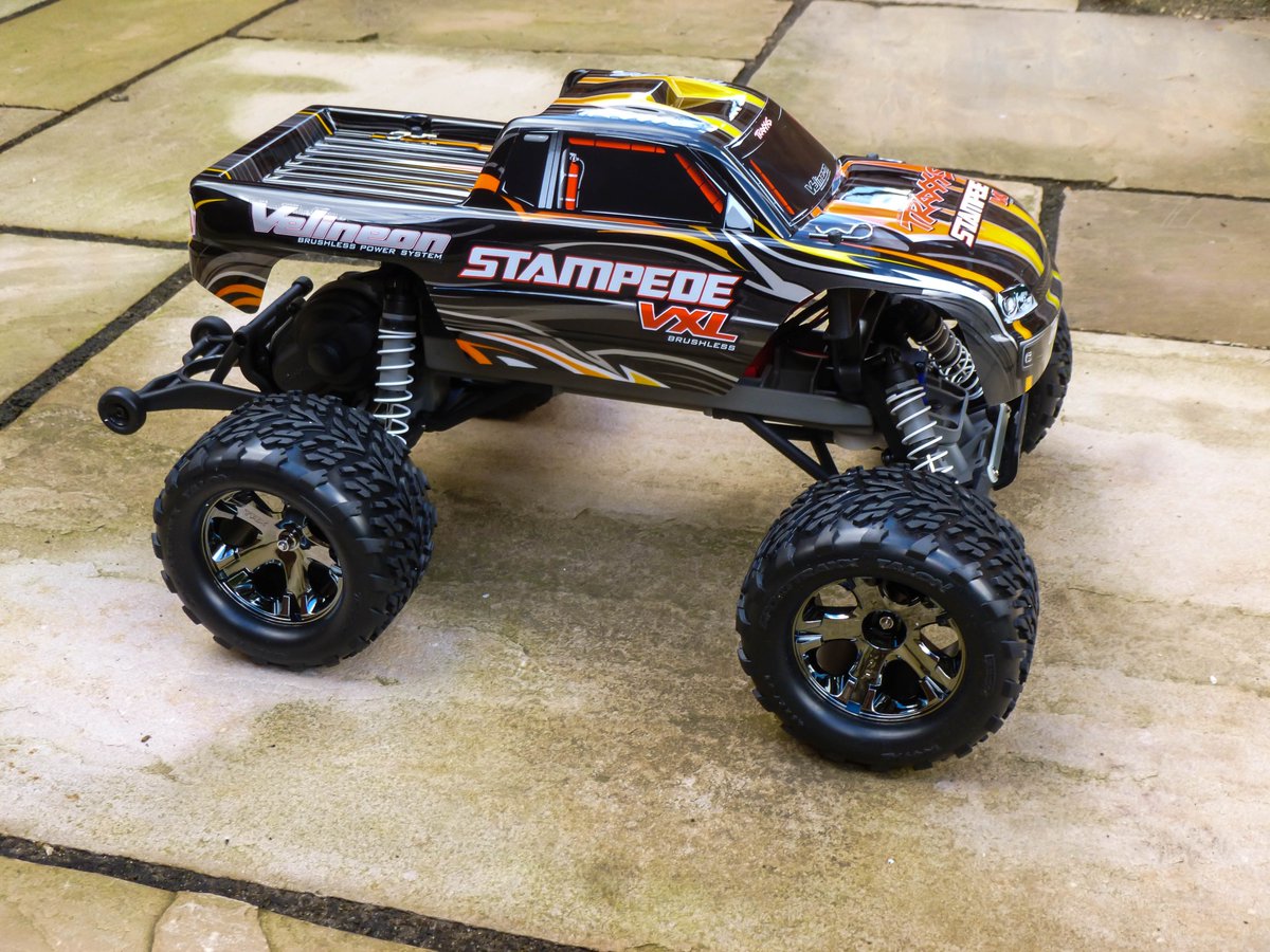 Rcracer101's tweet photo. My New Traxxas Stampede Vxl #Traxxas #rc #rcracer #rccontrol https://t.co/yrhVkyF9A0