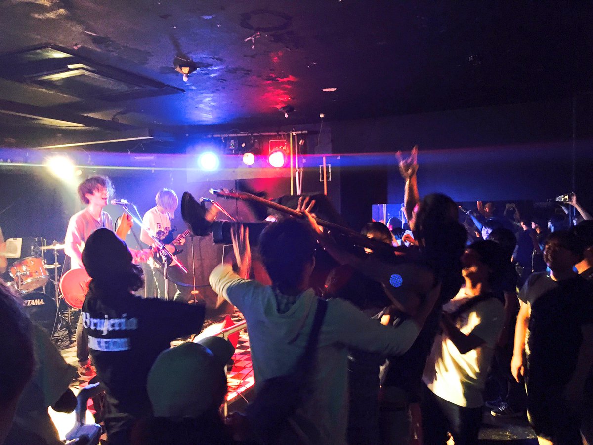 saki01229 tweet picture