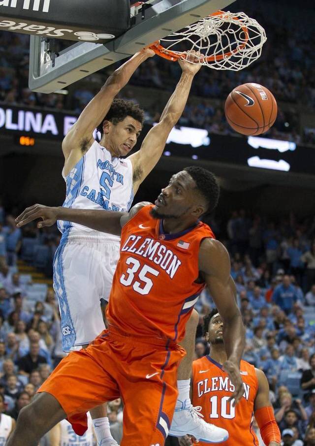 TheTarheelTalk's tweet photo. Happy Birthday to UNC Legend! @marcuspaige5 https://t.co/LkXG3MHkBv