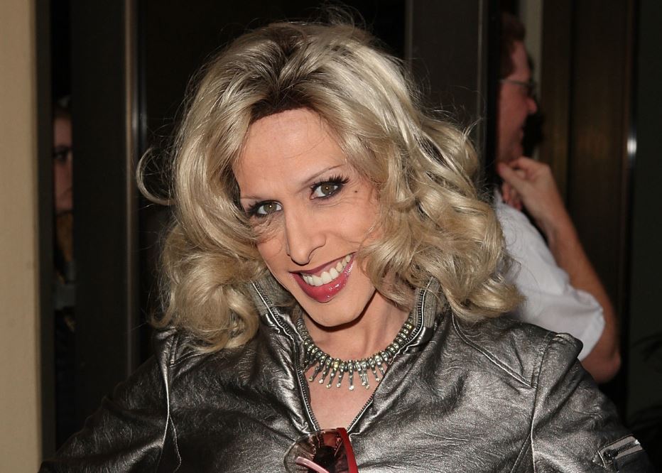 “Alexis Arquette, actress and sister to Patricia and David Arquette, dies a...