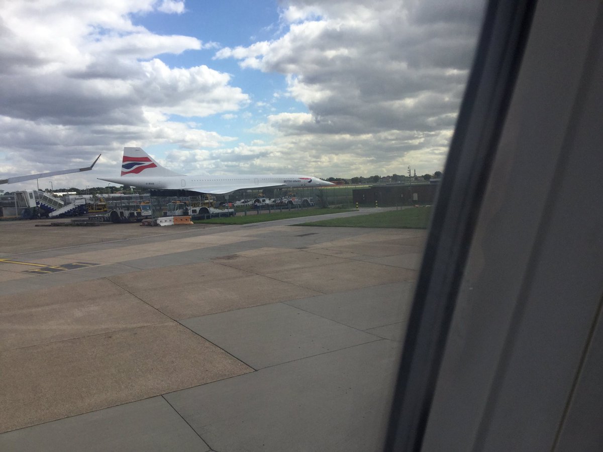 janey_jane68's tweet photo. @MarkGrigg #windowweekend from the the ground, does it count? https://t.co/4r9GRy7YUk