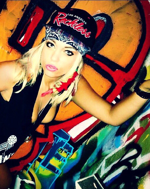 💥🔥💯 currently booking #porn in #LosAngeles area #tight #blonde #models #LA #graffiti #follow #esoterictruth