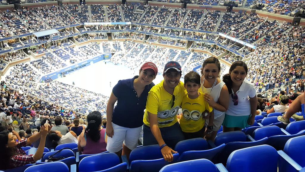 alaieg's tweet photo. Enjoying the @usopen with family! #DropsOfGreatness https://t.co/rlZ9I8L9Nx