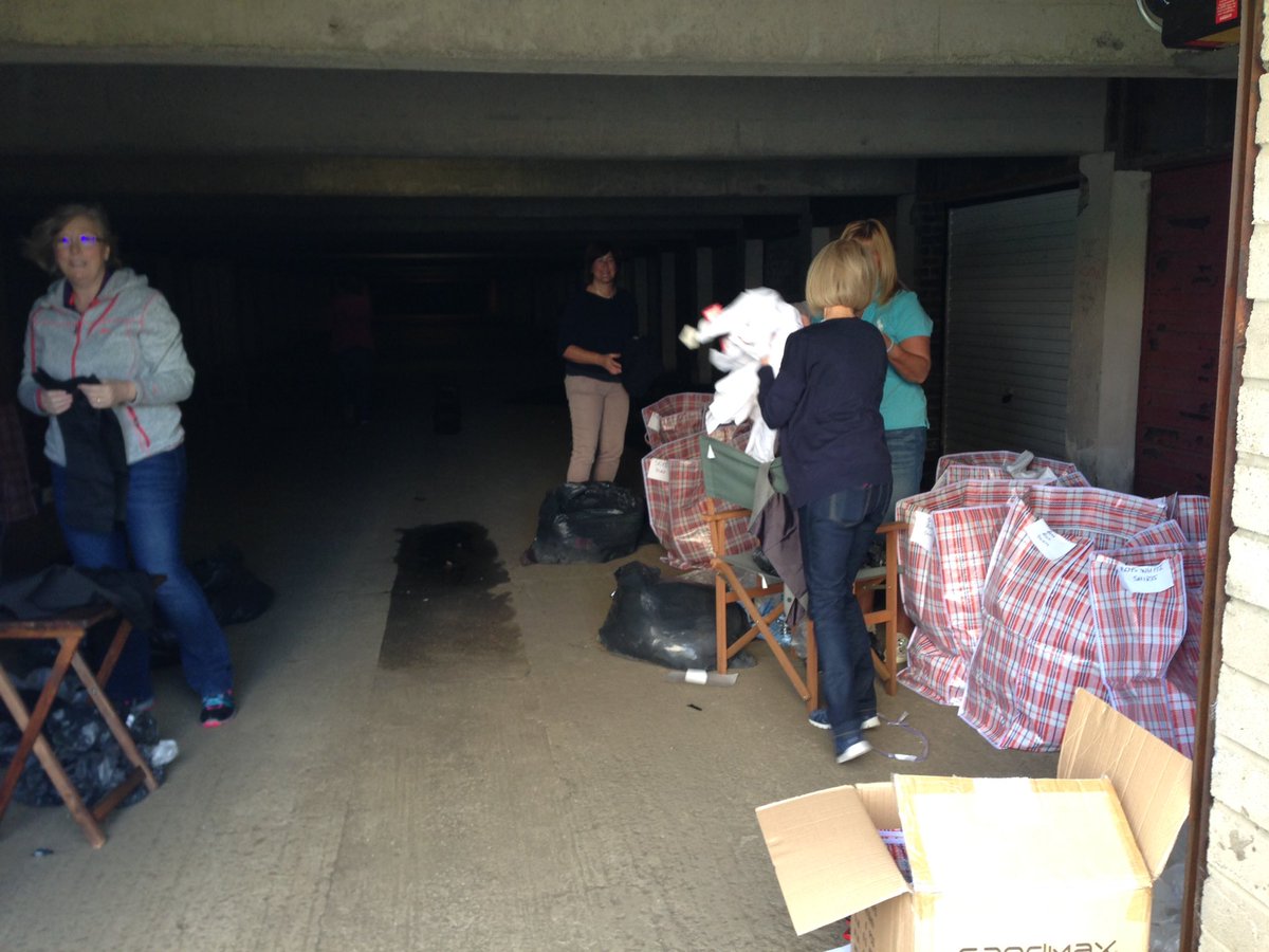 back2schoolbank's tweet photo. BTSB EK, Stirlingshire &amp; East Ren &amp; wonderful guys from Bank of Scotland who sorted out our stock! Thank you! 1/2 https://t.co/3jbvL82Hnp
