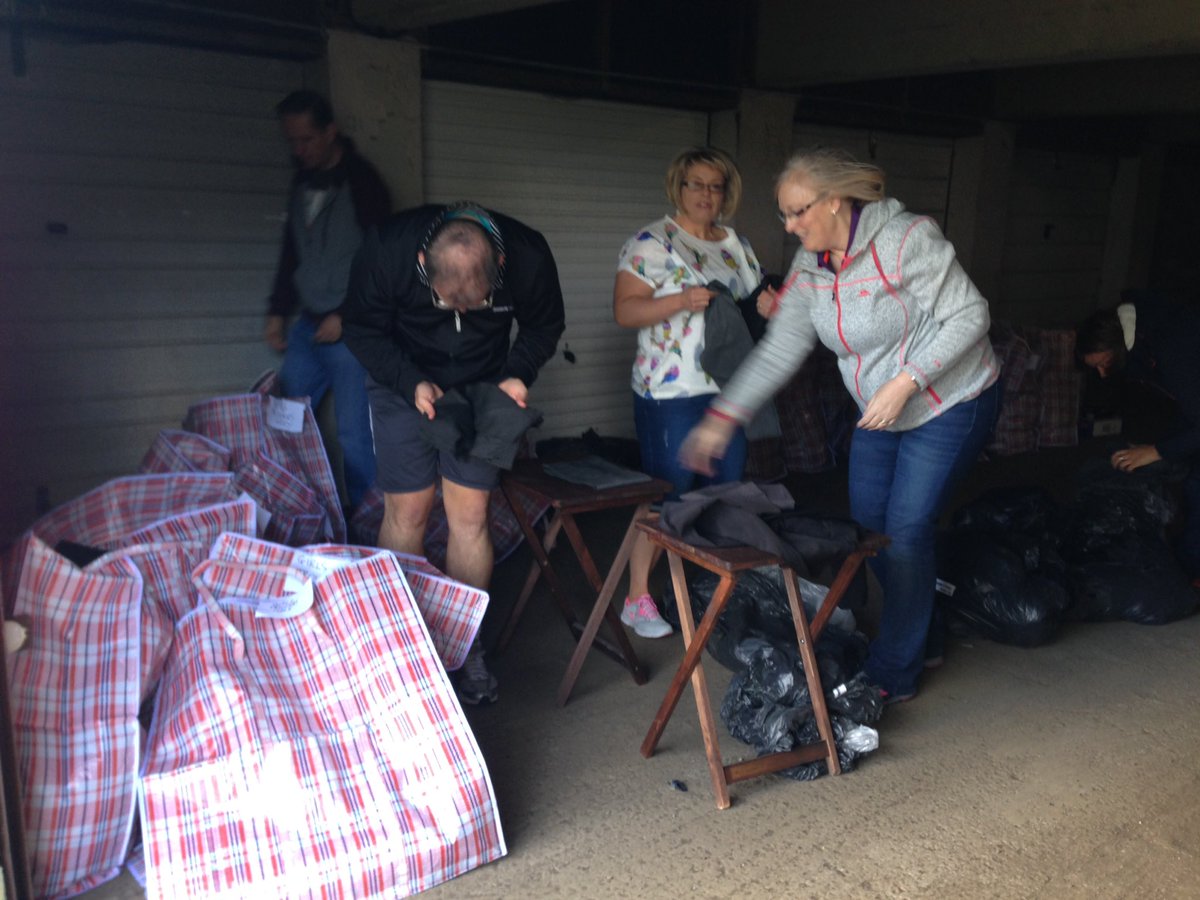 back2schoolbank's tweet photo. BTSB EK, Stirlingshire &amp; East Ren &amp; wonderful guys from Bank of Scotland who sorted out our stock! Thank you! 1/2 https://t.co/3jbvL82Hnp