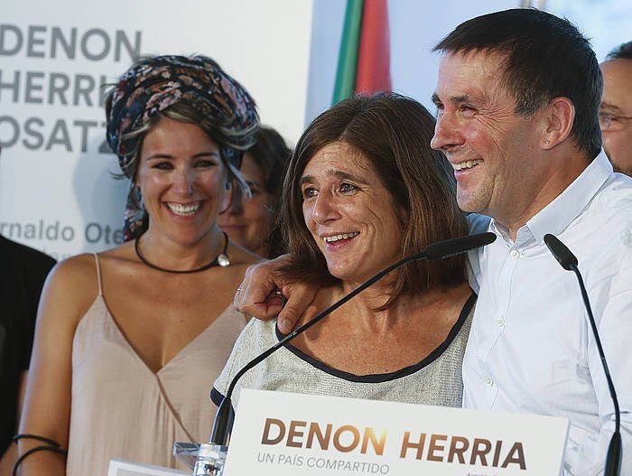 andoni_rojo's tweet photo. Gurea ere irrien iraultza izango da! #HemenEtaOrain egin herri! https://t.co/1Izcnsd2IO