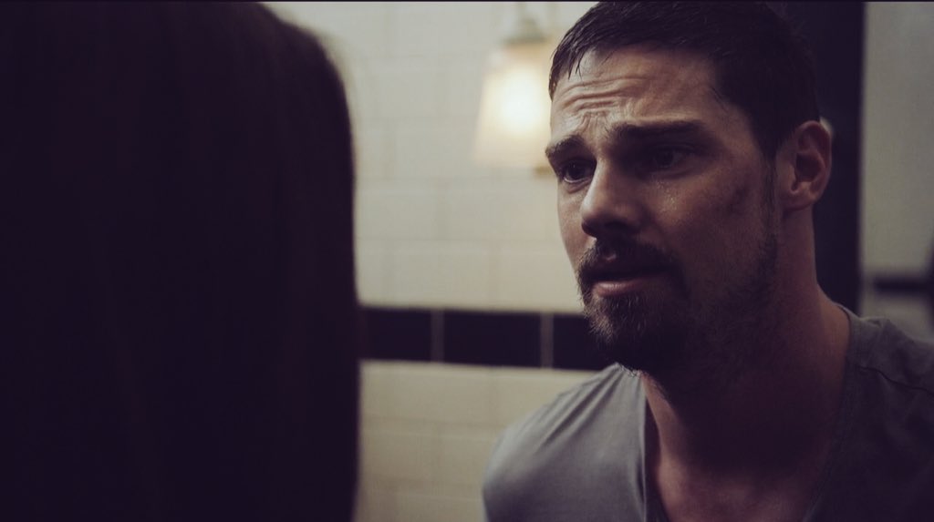 punk_girl10's tweet photo. V "they just tried to get me to confess"
C "How?" V "every trick in the book" #BATB #BeastPointBreak https://t.co/oByH9xAfI4