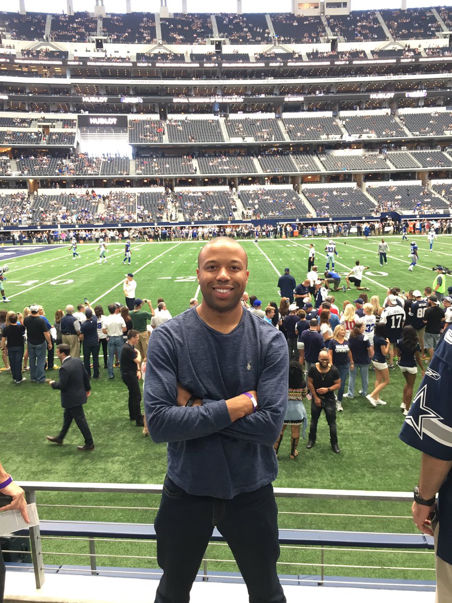 kotiekimble's tweet photo. COWBOYS NATION PLEASE STAND UP!!! Live from Arlington! The #DakEra BEGINS.......NOW!!!! https://t.co/tXZ61CP2Ay