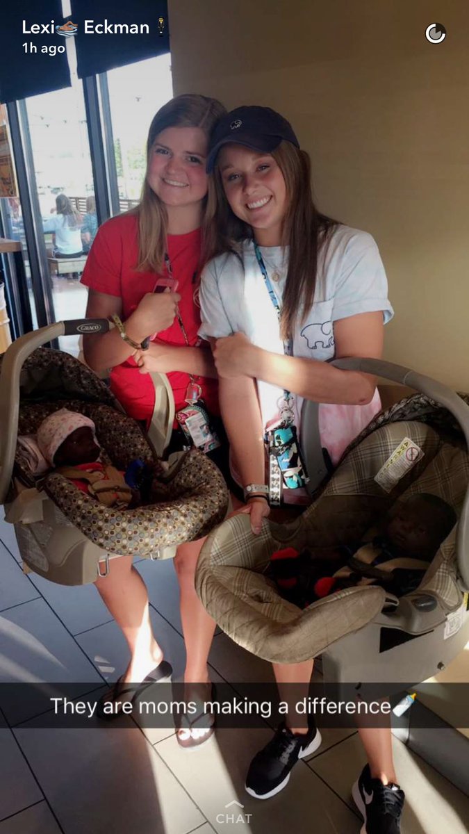 maggiewaggiep's tweet photo. started out fun... who am I kidding this was the worst project ever 😂 #momsmakingadifference @Skylerboyle4 https://t.co/71thAok4ec