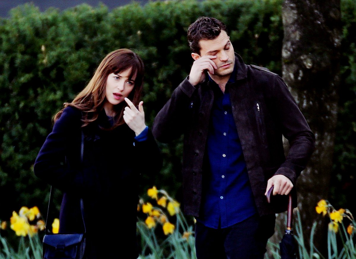LifeDJohnson's tweet photo. These two. ❤️😂 #DakotaJohnson #JamieDornan https://t.co/uXGbxJCmh8
