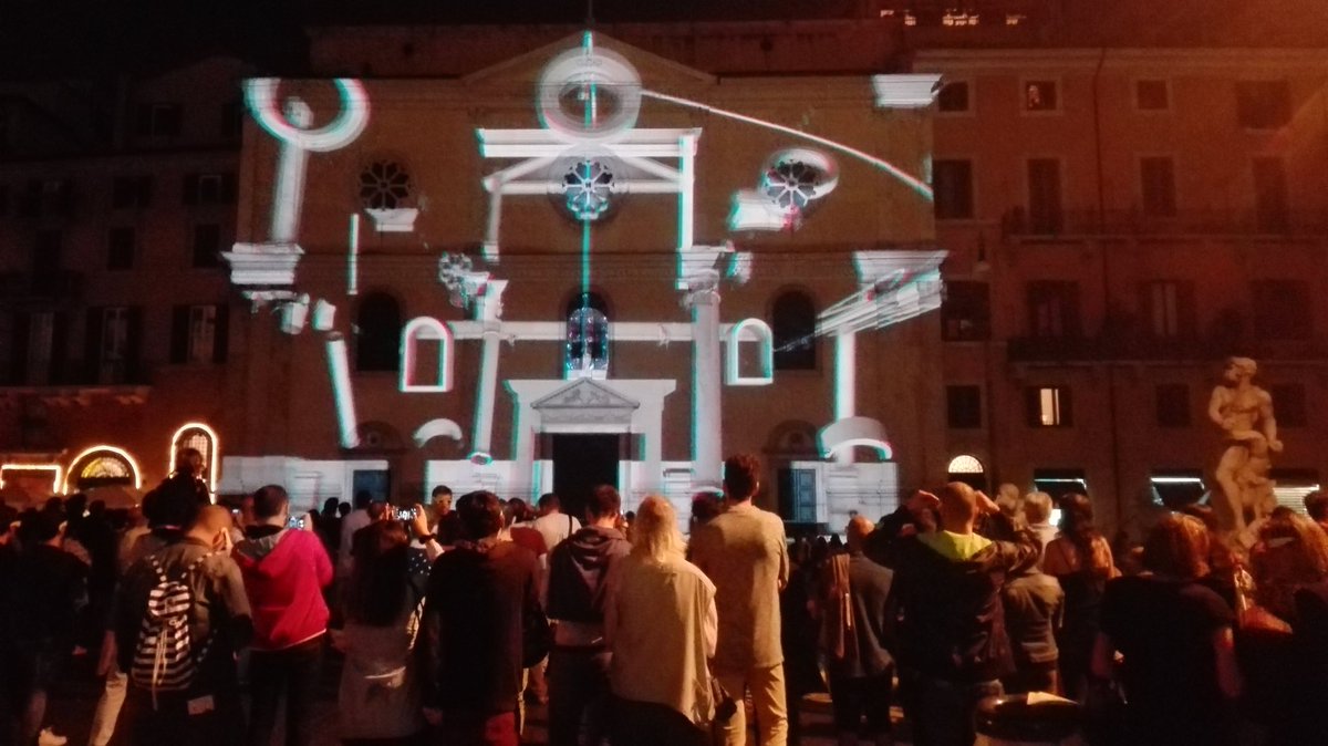 fabianalimiti's tweet photo. Piazza Navona come non l'avete mai vista! Grazie @ROmap_Festival dello spettacolo!! πππ #ROmap16 https://t.co/SE72SZFYzq