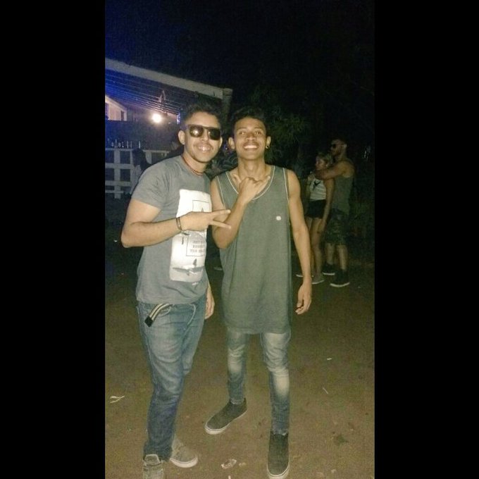 Higor &eacute; louco, s&oacute; faz merda e da trabalho kkkkkkkk mas &eacute; meu par&ccedil;a ❤ https://t.co/RAMKOK62M3<a href="/tag/lostinclub"class="tags"><span>#lostinclub</span></a>