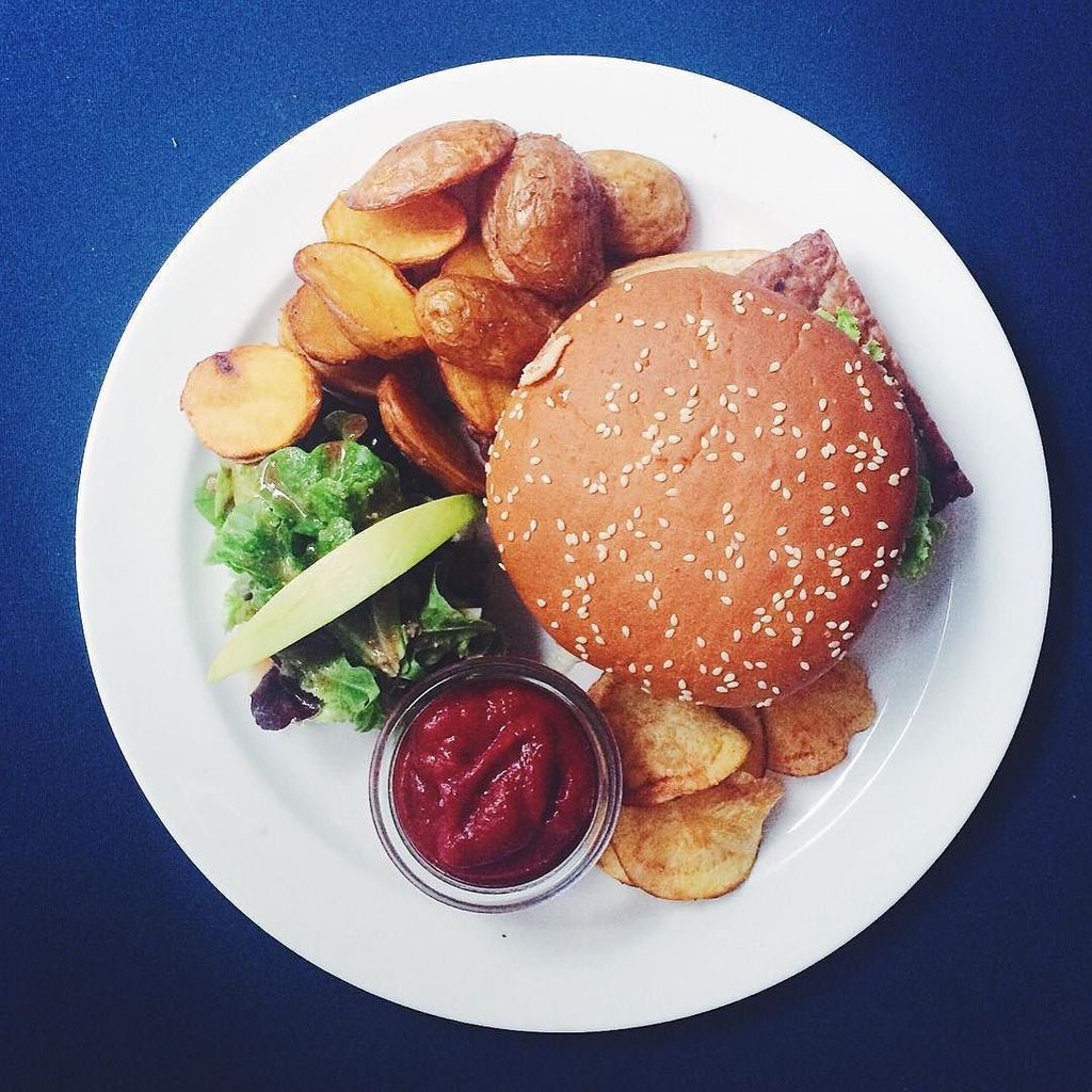 Nadine Pober tweet media