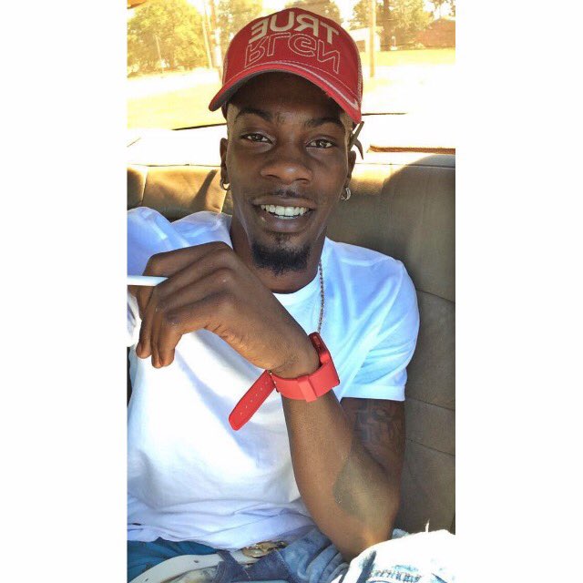 _king2you's tweet photo. look at yo son, moma 😁 https://t.co/orB0Rxd1L8